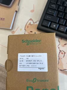 Module de surveillance et de contrôle universel Schneider PAS600L EcoStruxure Panel Server, original et neuf, en stock - Product Image 2