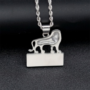 จี้รูปสัตว์ชุบทองฮิปฮอป สร้อยคอจี้สิงโตประดับเพชรซิคอน สแตนเลสสตีล - Product Image 4