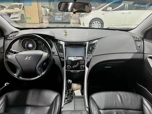 <span class=keywords><strong>Hyundai</strong></span> Sonata Usado Más Vendido, Auto Económico con Transmisión Automática, Techo Corredizo, Cinco Asientos, Hecho en China - Product Image 3