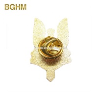 Épingle de revers en métal de qualité supérieure, nouveau style, échantillon gratuit, motif épée