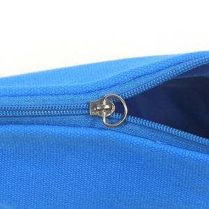 Pochette cosmétique en toile unie avec fermeture éclair, personnalisable avec logo DIY, imperméable et doublée, pour le maquillage et les voyages - Product Image 3