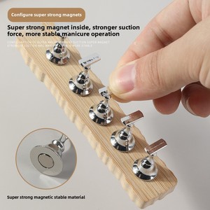 Support magnétique carré en bois fait main pour faux ongles, base d'entraînement, présentoir et rangement pour vernis à ongles - Product Image 2