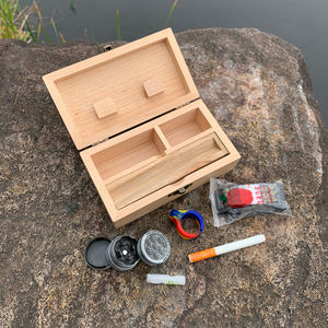 Scatola Portaoggetti in Legno con Vassoio Scorrevole, Contenitore Naturale Fatto a Mano per Tabacco ed Erbe - Product Image 6