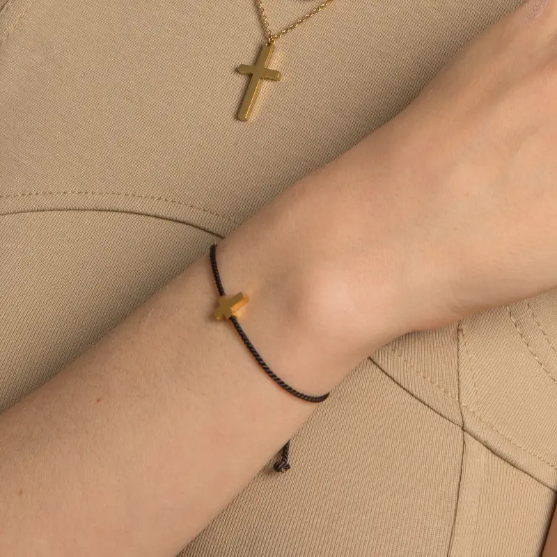 Logo de gravure personnalisé en acier inoxydable fait à la main tirer fil réglable noeud corde corde enfants enfants perles bracelets porte-bonheur