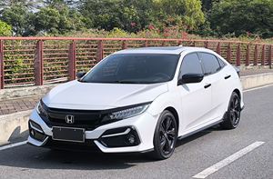 <span class=keywords><strong>Honda</strong></span> Civic 220TURBO Hatchback CVT Edición Deportiva 2021 - Product Image 2