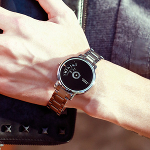 Montre pour homme de style coréen à la mode avec cadran rotatif et bracelet en acier - Product Image 5