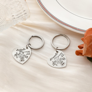 Llaveros personalizados de acero inoxidable, los más vendidos a nivel internacional, con grabado láser en forma de corazón y personalización de logotipo. - Product Image 1