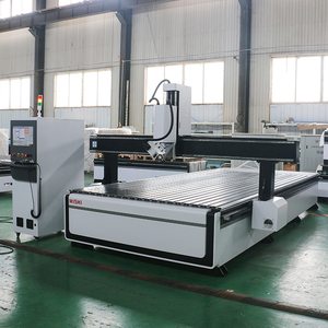Máquina enrutadora <span class=keywords><strong>CNC</strong></span> 3D multifuncional de 4 ejes, cabezal oscilante para madera, tablero de espuma de PVC, máquina <span class=keywords><strong>CNC</strong></span> de corte y tallado - Product Image 4