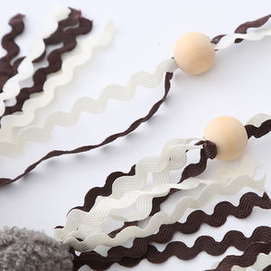 Bastoncino di peluche a forma di topo Kangdarpet | Palo in legno naturale + corda elastica con nappine | Giocattoli per gatti interattivi all'ingrosso forniture per animali domestici - Product Image 4