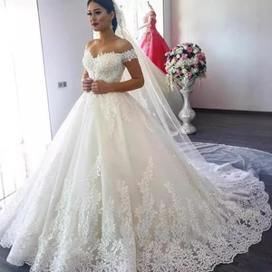 European American Style Lace Wedding Dress Off Shoulder Sweetheart Neckline With Train Plus Size Ivory White Vintage Bridal Gown - Product Image 2