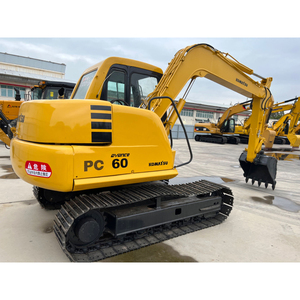 Miniexcavadora PC60 Amarilla con Pocas Horas de Trabajo, Motor y Bomba de Origen Japonés, 1 Año de Garantía, Transmisión - Product Image 2