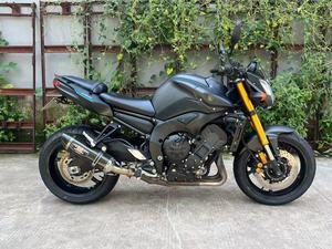 Yamaha <span class=keywords><strong>FZ8N</strong></span> 779cc Moteur 4 cylindres en ligne Naked Streetfighter 106 CV, Fourches inversées dorées et échappement modifié (Sport Commuter) - Product Image 3