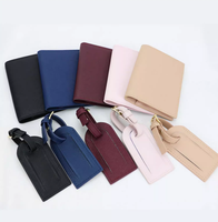 Étui à passeport en cuir à logo personnalisable et sac de voyage multifonctionnel Porte-billet simple Porte-étiquette de bagage Coffret cadeau tourisme culturel