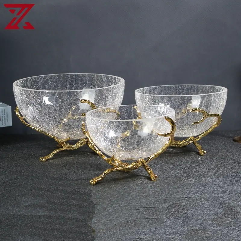 Großhandel Glass chale mit Gold blume Design stehen Trocken früchte Süßigkeiten nach Hause 3 Stück Glass chale Set