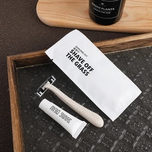 Las bolsas <span class=keywords><strong>de</strong></span> aseo <span class=keywords><strong>de</strong></span> <span class=keywords><strong>viaje</strong></span> personalizadas son pequeñas y llevan las necesidades diarias, los fabricantes <span class=keywords><strong>de</strong></span> alta calidad venden calientes - Product Image 2