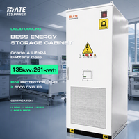 Système de stockage d'énergie BESS à batterie LifePO4 refroidie par liquide MATE 135 kW 261 kWh, certifié pour les charges critiques et les situations d'urgence en milieu hospitalier