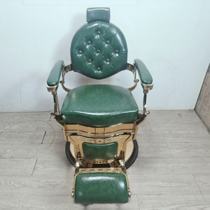 Fauteuil de barbier en cuir touffeté vert foncé, robuste, pour salon de coiffure, avec cadre métallique inclinable et réglable, repose-pieds - Product Image 5