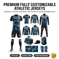 Setelan Jersey Sepak Bola Kustom Bernapas dengan Bahan Polyester Mesh Cepat Kering