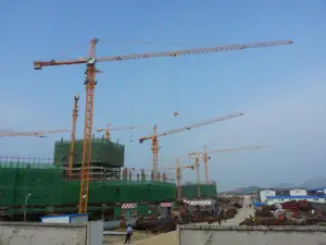 Maquinaria de construcción de marca famosa de China QTZ160(6024) 10Ton Top Kit Tower Crane