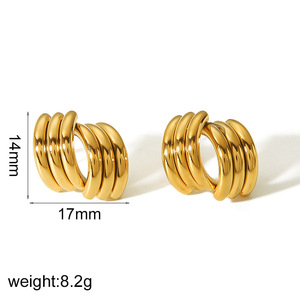 Joyería impermeable para mujer, pendientes <span class=keywords><strong>de</strong></span> tuerca <span class=keywords><strong>de</strong></span> <span class=keywords><strong>tres</strong></span> líneas chapados en oro <span class=keywords><strong>de</strong></span> 18 quilates, pendientes geométricos <span class=keywords><strong>de</strong></span> acero inoxidable sin deslustre - Product Image 4
