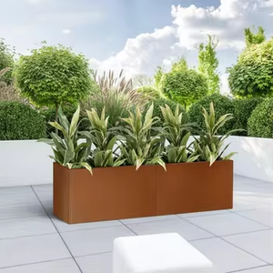 Jardinière rectangulaire moderne en acier Corten pour extérieur, conteneur de plantes de jardin au design minimaliste pour fleurs et plantes vertes - Product Image 1