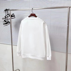 Sweat-shirt Givenchy Paris Essentiels Modernes Automne 2026 – Luxe Urbain Signature avec Logo Icônique – Mélange de Coton Premium - Product Image 4