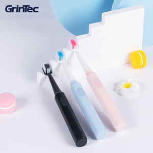 <span class=keywords><strong>Brosse</strong></span> à dents sonique électrique de voyage Portable à poils souples de bonne qualité avec tête de <span class=keywords><strong>brosse</strong></span> à dents <span class=keywords><strong>interchangeable</strong></span> - Product Image 2