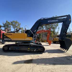 Excavatrice lourde d'occasion Hyundai 305LC-9T avec moteur Cummins, faible nombre d'heures, 90% neuve, 30 tonnes, avec godet de 1,38 m, modèle 2024 - Product Image 2