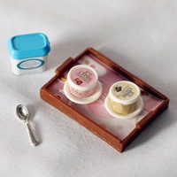Puppenhaus-Miniatur Milch-Fruchtsauce-Modell Harz-Pyramide Liebes-Fotografie-Requisiten Simuliertes Getränk Marmelade