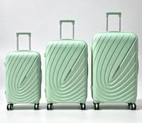 Valise élégante en PP rigide, valise de voyage tendance de couleur unie avec design léger et extensible, 360 °    Roues et serrure TSA