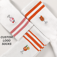 Chaussettes de sport respirantes personnalisées pour l'extérieur, brodées, à compression, pour la course et le quotidien