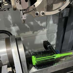 Máquina automática CNC de 5 ejes, 2 perforaciones <span class=keywords><strong>y</strong></span> 1 máquina para hacer mechones, cerdas de <span class=keywords><strong>mano</strong></span> de madera, máquinas para hacer cepillos - Product Image 4