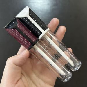 ISMAN Tubo de Brillo <span class=keywords><strong>Labial</strong></span> Inclinado de 6ml con Logotipo Personalizado, Envase Vacío para Brillo <span class=keywords><strong>Labial</strong></span> Rojo y Negro, Empaque Cosmético Único, Marca Privada - Product Image 1