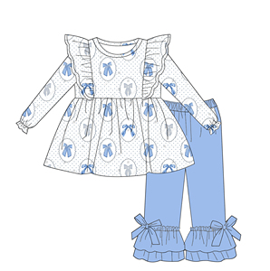 Nuovi Arrivi: Set Personalizzato per Bambine con Top a Maniche Lunghe e Pantaloni con Volant, Completo Autunnale per Bambini in Morbido Tessuto Rosa - Product Image 3
