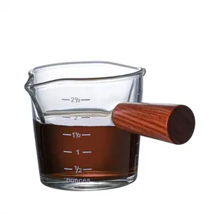 Çift delikli ahşap saplı 2.5 oz Espresso Shot cam Espresso ölçme cam bardak üçlü sürahi kahve ölçüm fincan