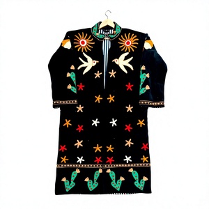 Robe en coton noir brodée à la main avec des motifs d'oiseaux, de cactus et de soleil, col mandarin, manches longues, veste longue pour femme, tenue de printemps - Product Image 1