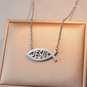 Colares de Pingente de Joias de Moda em Aço Inoxidável Banhado a Ouro à Prova d'Água com Tema Religioso Cristão de Peixe Jesus para Mulheres e Homens Atacado - Product Image 3