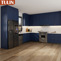 Meubles de rangement sur mesure au design moderne, ensemble complet prêt à assembler pour le projet, en noir et gris foncé.