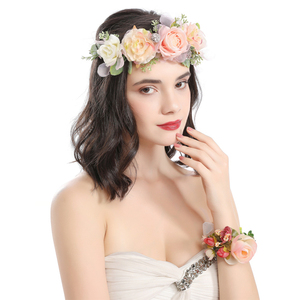 Corona <span class=keywords><strong>per</strong></span> <span class=keywords><strong>capelli</strong></span> floreale rosa vacanza alla moda corona <span class=keywords><strong>per</strong></span> <span class=keywords><strong>capelli</strong></span> con fiore <span class=keywords><strong>di</strong></span> rosa - Product Image 4