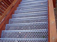 Feuille perforée |   Acier au carbone Q235, 3 mm x 6 mm, pas de 2 mm, galvanisé électrolytique, anti-corrosion, pour passerelle d'appartement résidentiel ignifuge