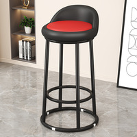 Tabourets hauts d'art moderne et luxueux en fer Chaises de caissier de bar élégantes pour les repas et les affaires Accueil Bar Réception