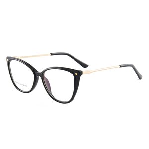 Classic Transparent Women's Anti-Blue Light <strong>Glasses</strong> With High-Quality Frames, Computer <strong>Reading</strong> <strong>Glasses</strong> - Product Image 3