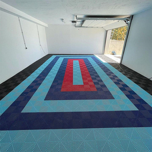 Carreaux de sol modernes en PP de qualité supérieure, résistants à l'eau, avec système de verrouillage par clic, pour les salles d'exposition et les magasins de détail - Product Image 1