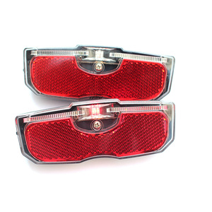 <span class=keywords><strong>Bandes</strong></span> réfléchissantes pour rayons de vélo de montagne, patchs d'avertissement pour vélo, <span class=keywords><strong>bandes</strong></span> lumineuses pour roues, feuilles réfléchissantes longues et lumineuses - Product Image 4