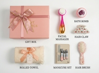 Panier-cadeau spa pour femmes, ensemble de soins de beauté 7 pièces avec bombe de bain, brosse pour le visage, outils de manucure, accessoires pour cheveux et boîte cadeau