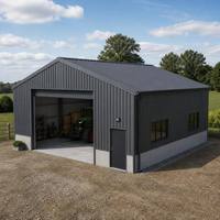 Structure en acier pour portique, bâtiment agricole, hangar métallique isolé à panneaux sandwich pour le stockage de machines agricoles