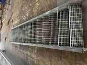 Cina produttore acciaio grata passi gradini in acciaio pedane pedate in acciaio - Product Image 3