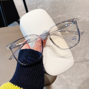 Montures de lunettes transparentes rétro pour femmes, monture rectangulaire complète, protection anti-lumière bleue, ultra légères Q6-8586 - Product Image 4