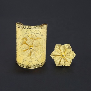Anillo de Mariposa y Flor Grande de Latón para Mujer JXX, Juego de Brazaletes Nupciales Chapados en Oro para Regalo de Boda India - Product Image 2