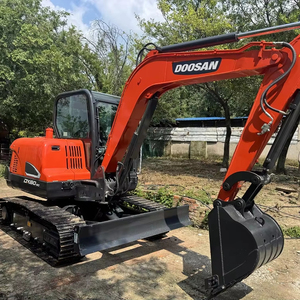Excavateur Doosan DX60 d'occasion Mini pelleteuse Doosan DX60 d'occasion Mini pelleteuse originale coréenne en bon état - Product Image 1